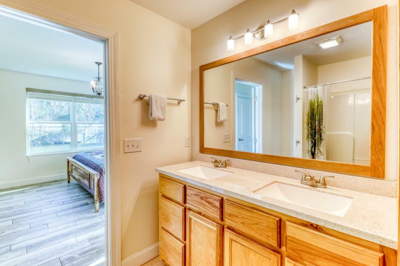2 Bed 2 Bath Vacation Home In Whittier III Esterno foto