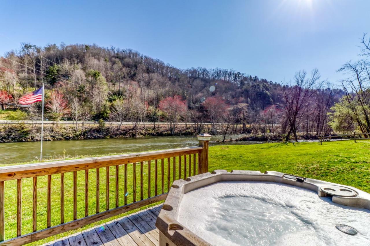 2 Bed 2 Bath Vacation Home In Whittier III Esterno foto